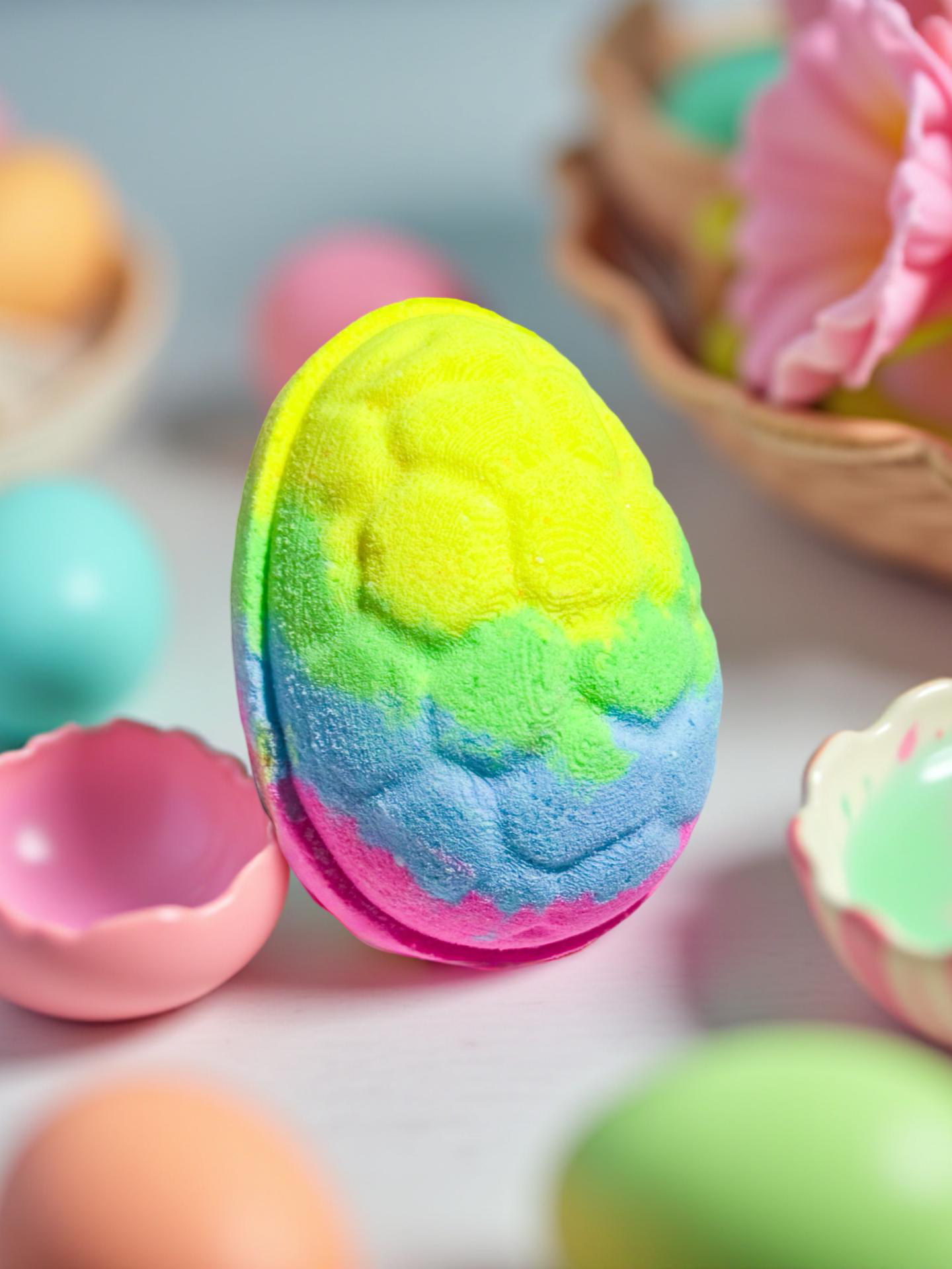 Large Egg Bath Bomb Lush Type*