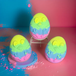 Lush Type* Chick Bath Bomb