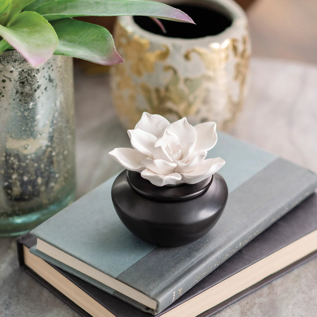 Gardenia Porcelain Diffuser